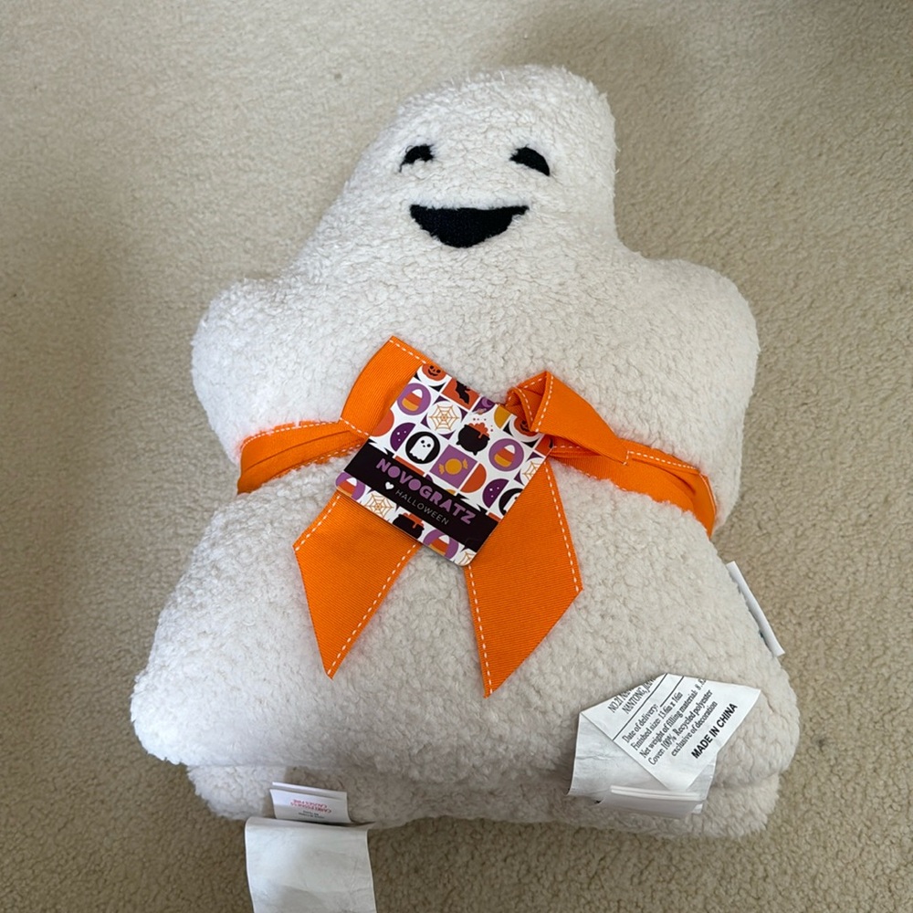 Novogratz Halloween Ghost Pillows